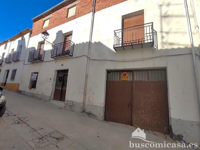 Chalet en venta en Baeza, Andalucía
