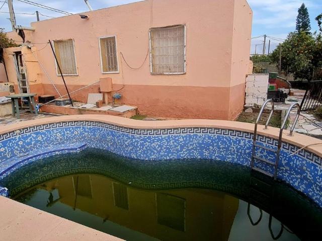 Chalet en venta en Benahadux, Andalucía