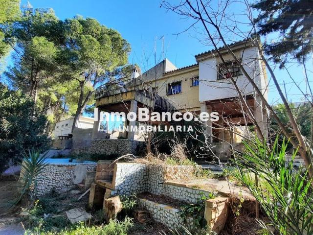 Chalet en venta en Urbanización El Bosque, La Hoya de Buñol