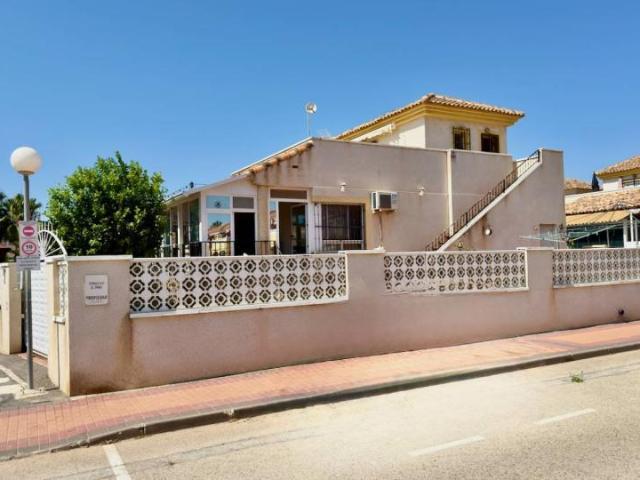 Chalet en venta en Urbanización Lo Crispín, el Baix Segura / La Vega Baja