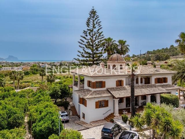 Villa en venta en Altea