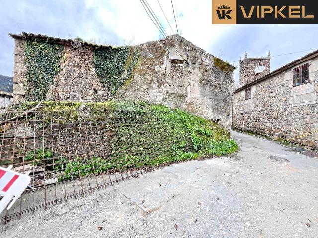 Chalet en venta en Loureda, A Coruña