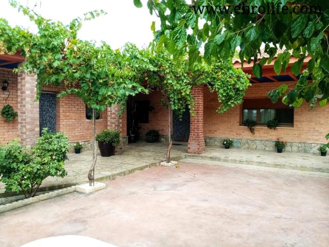 Chalet en venta en Bajo Aragón-Caspe / Baix Aragó-Casp, Aragón