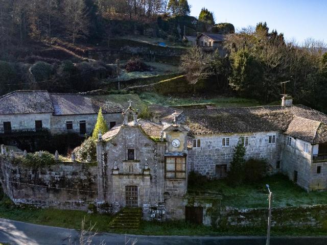 Chalet en venta en San Amaro, Ourense