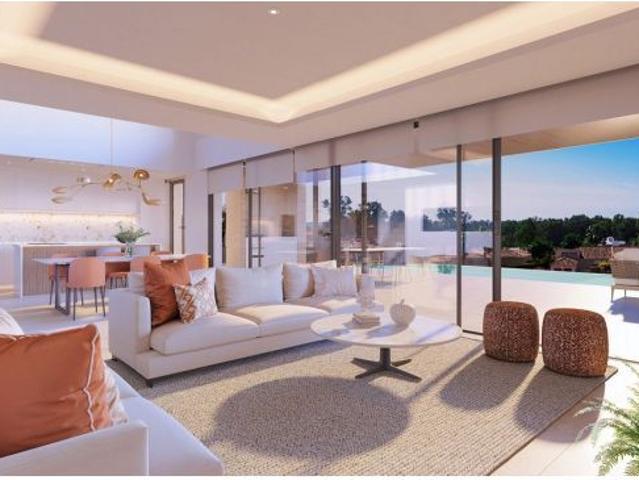 Casa en venta en Nueva Atalaya, Costa del Sol Occidental