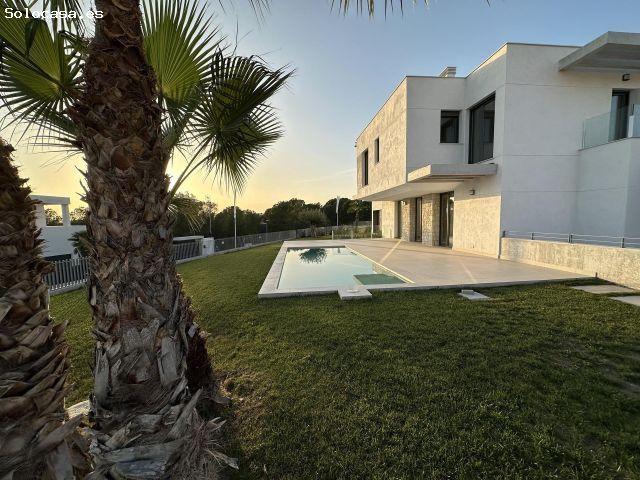 Casa en venta en Finestrat, Alicante