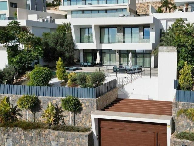 Villa en venta en Finestrat