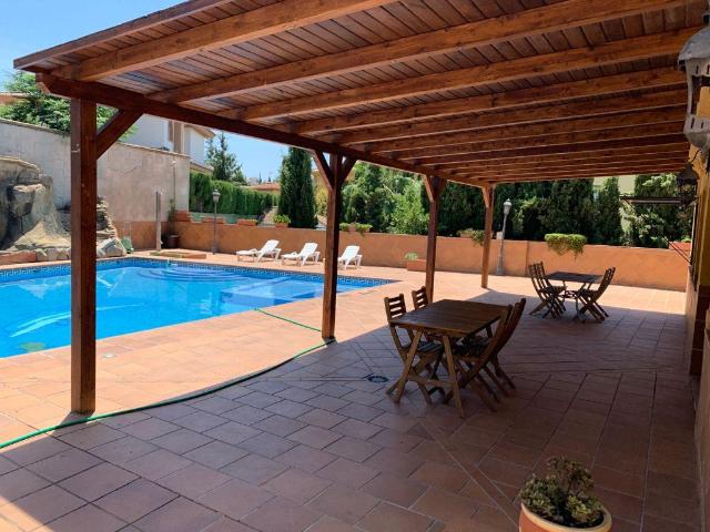 Villa en venta en Granada, Zaidín - Vergeles