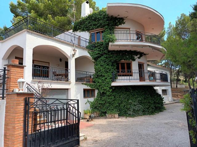 Chalet en venta en Ibi