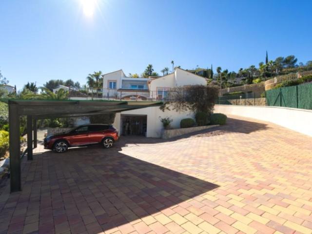 Chalet en venta en Urbanització La Finca, la Marina Alta