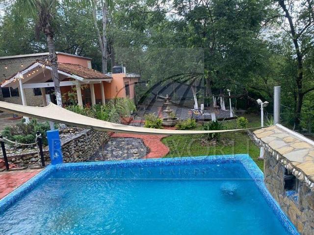 Casa en venta en Allende, Nuevo León