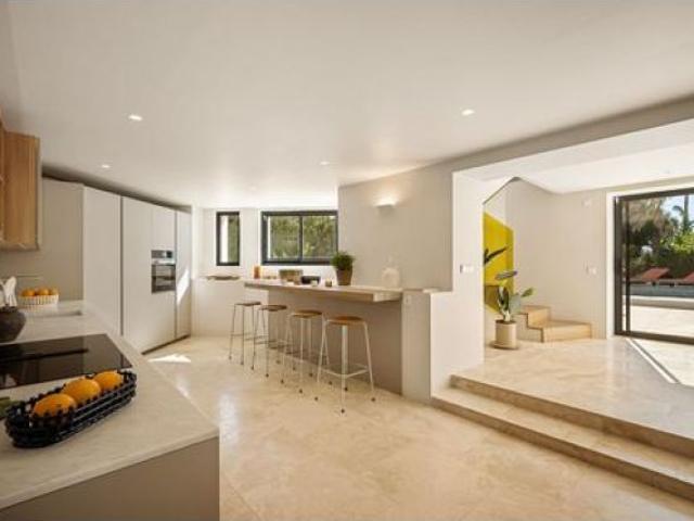 Casa en venta en Nueva Andalucía, Costa del Sol Occidental