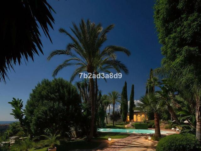 Chalet en venta en Rio Real, Costa del Sol Occidental