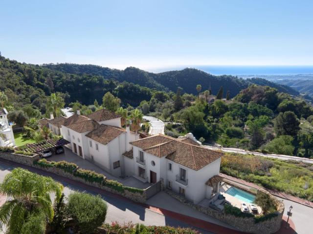 Chalet en venta en Cerros del Lago, Sierra de las Nieves