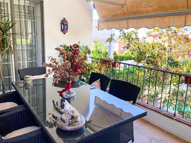 Chalet en venta en Rio Real, Costa del Sol Occidental