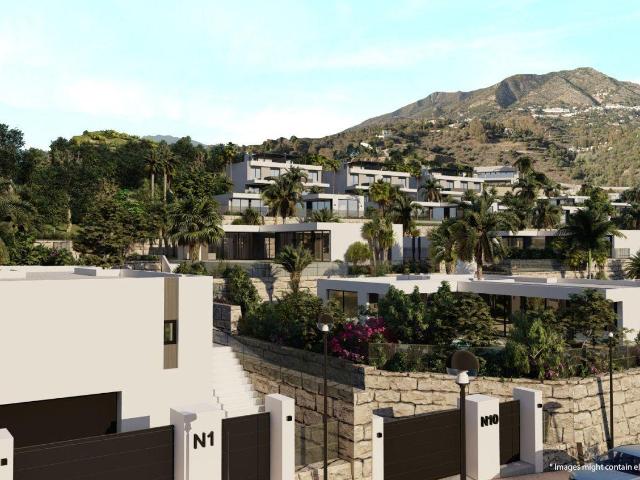 Chalet en venta en Doña Pilar, Costa del Sol Occidental