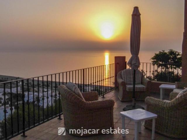 Chalet en venta en Ventanicas-El Cantal, Mojácar