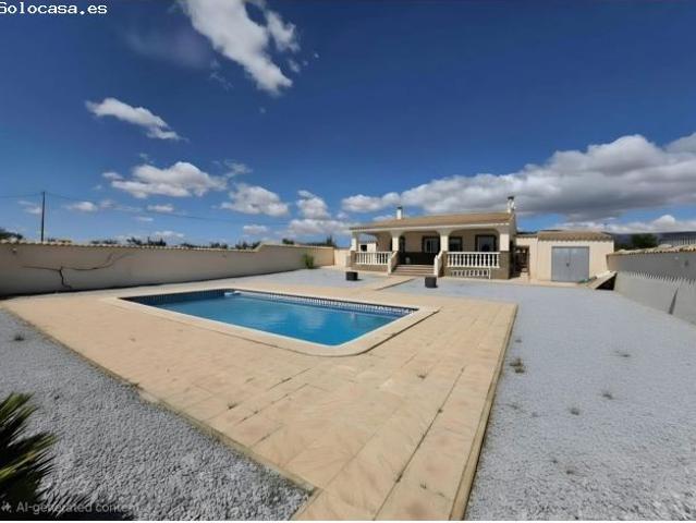 Casa en venta en les Canyades de Don Ciro, el Vinalopó Mitjà / El Vinalopó Medio