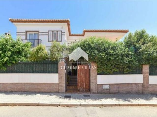 Casa en venta en El Varadero, Motril