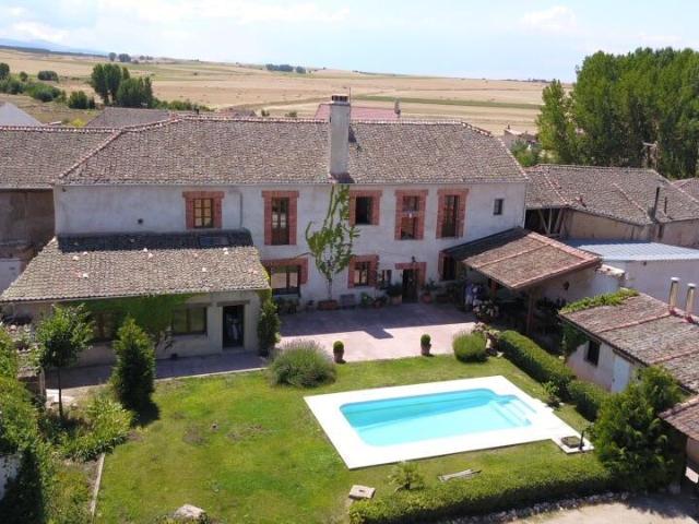 Villa en venta en Muñoveros, Sexmo de Posaderas