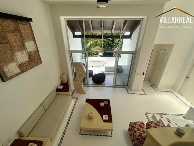 Villa en venta en Zihuatanejo de Azueta, Guerrero