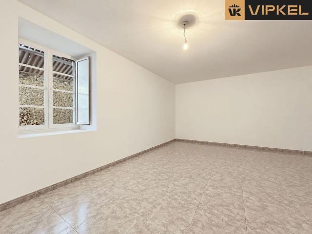 Chalet en venta en O Atallo, Teo