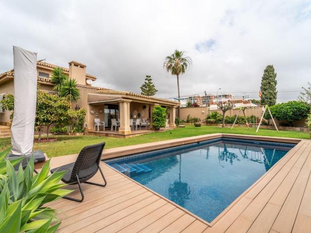 Villa en venta en Torremolinos
