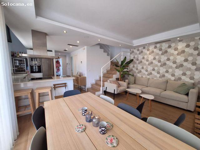 Casa en venta en La Rosaleda, Torrevieja