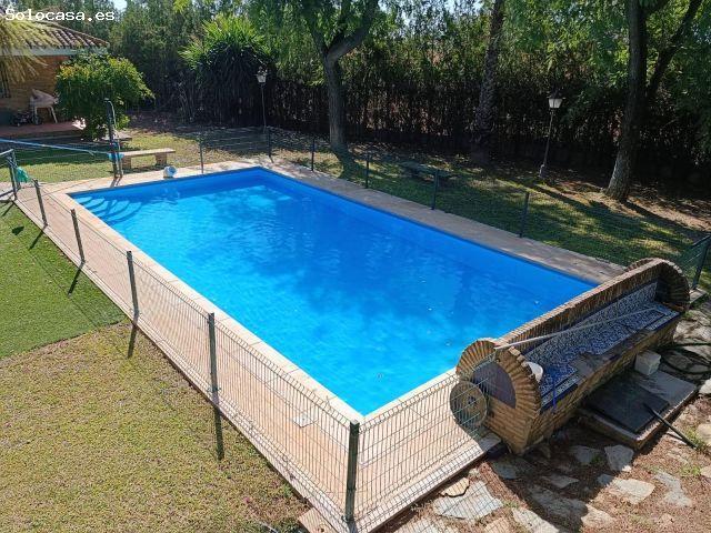 Casa en venta en Castilleja De Guzmán, Sevilla