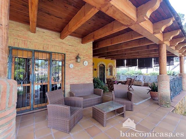 Chalet en venta en La Cruz, Linares