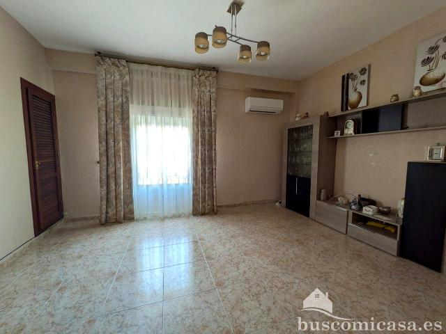 Chalet en venta en Linares, Andalucía