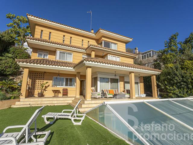 Chalet en venta en La Malagueta, Málaga