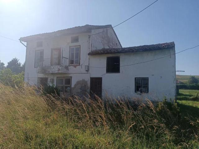 Chalet en venta en Soto de la Marina, Santa Cruz De Bezana