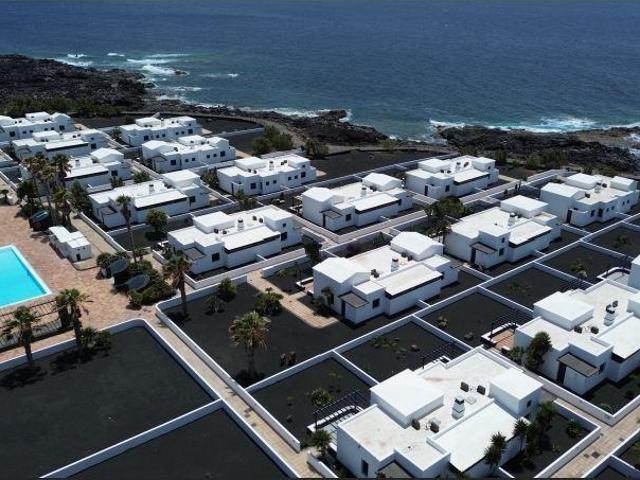 Chalet en venta en Playa Blanca, Yaiza
