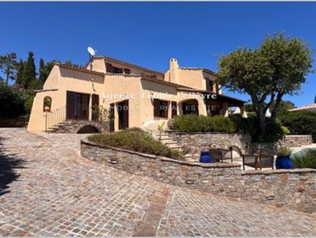 Villa vente à Roquebrune-sur-Argens, Var