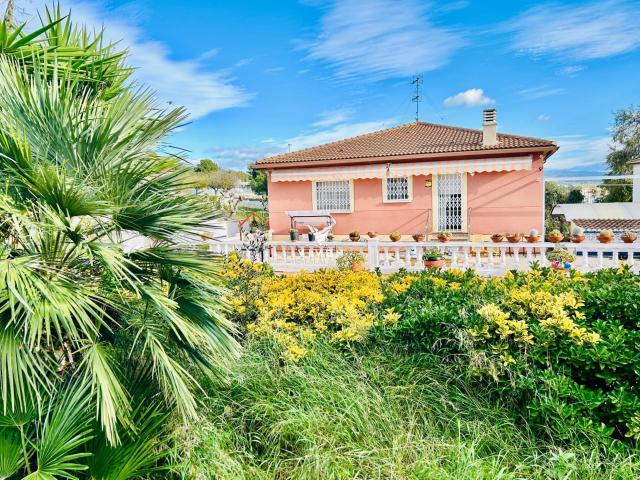 Casa en venta en Vilanova I La Geltrú