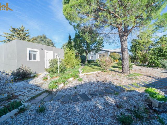 Casa en venta en Villa Del Prado, Encinar del Alberche
