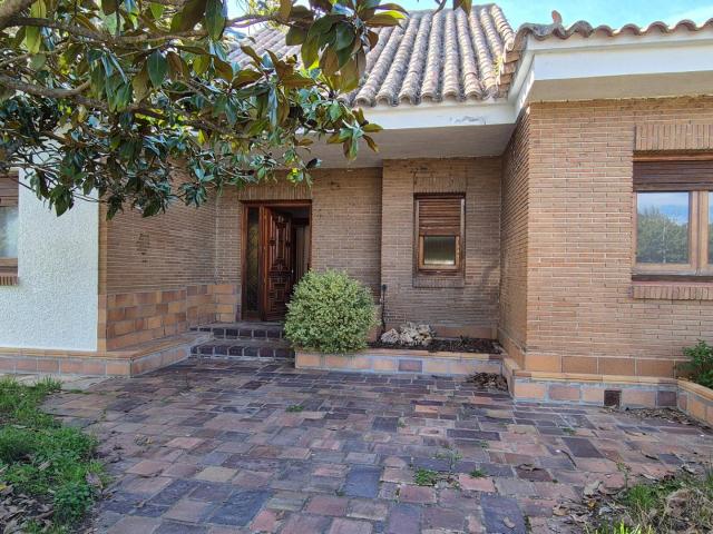 Casa en venta en Villar Del Olmo, Eurovillas