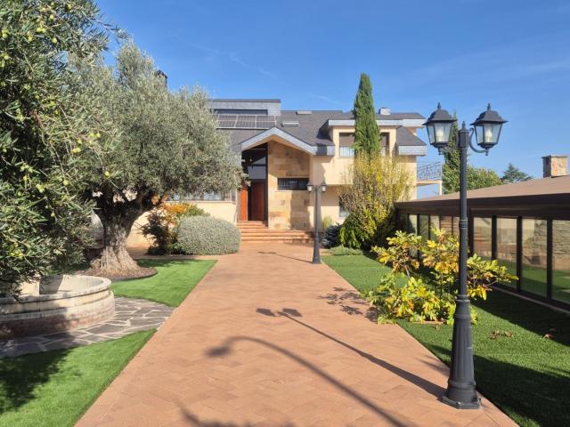 Casa en venta en Villar Del Olmo, Eurovillas
