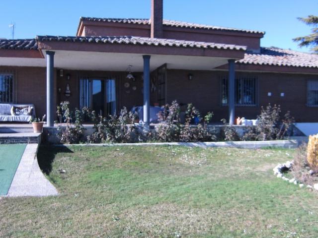 Casa en venta en Villares De La Reina
