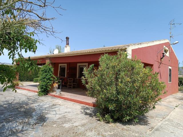 Casa en venta en Yecla
