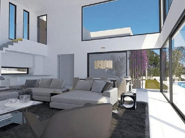 Casa en venta en Barriada Islas Canarias, Costa del Sol Occidental