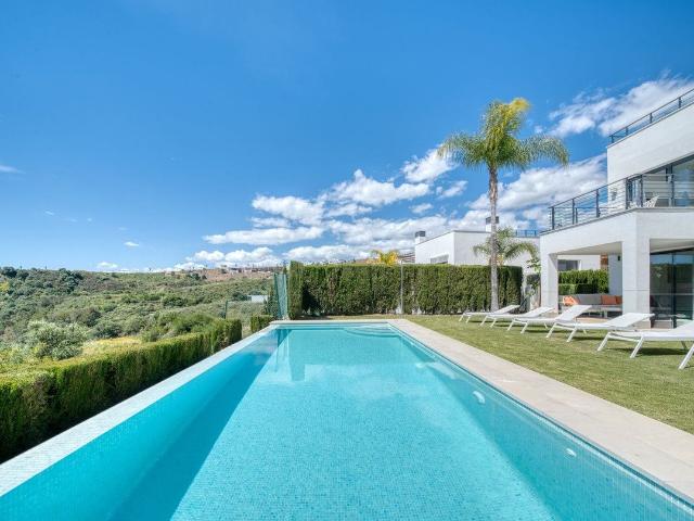 Casa en venta en Barriada Islas Canarias, Costa del Sol Occidental