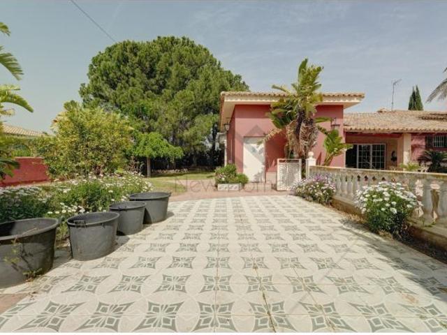 Casa en venta en Rascanya, el Camp de Túria