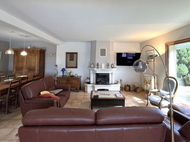 Maison vente à Saint-Amant-de-Montmoreau, Montmoreau