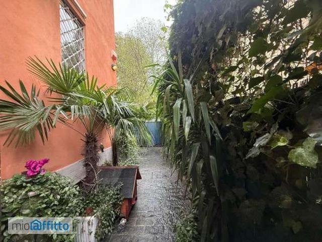 Villa Indipendente in affitto a Municipio 1, Milano