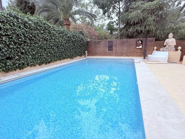 Casa en alquiler en la Marina Baixa, Valencia