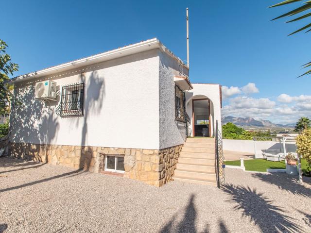 Casa en alquiler en la Marina Baixa, Valencia