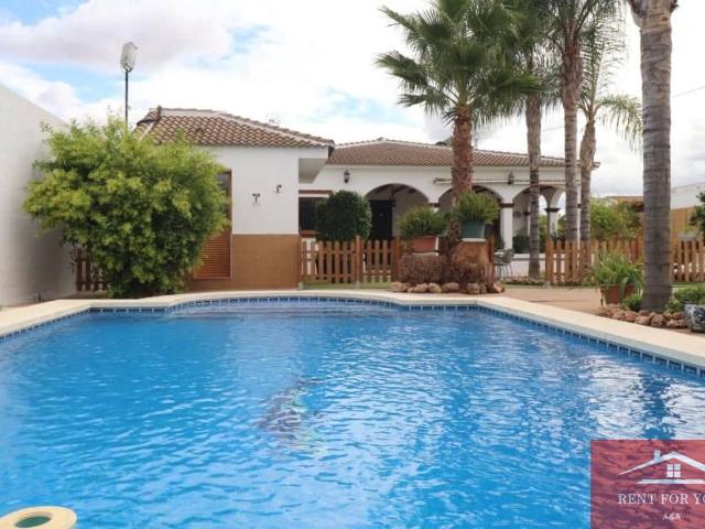 Casa en alquiler en Barrio de San Antón, Alhaurín el Grande