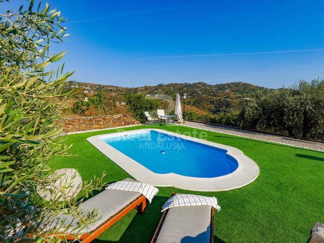 Casa en alquiler en La Axarquía, Andalucía